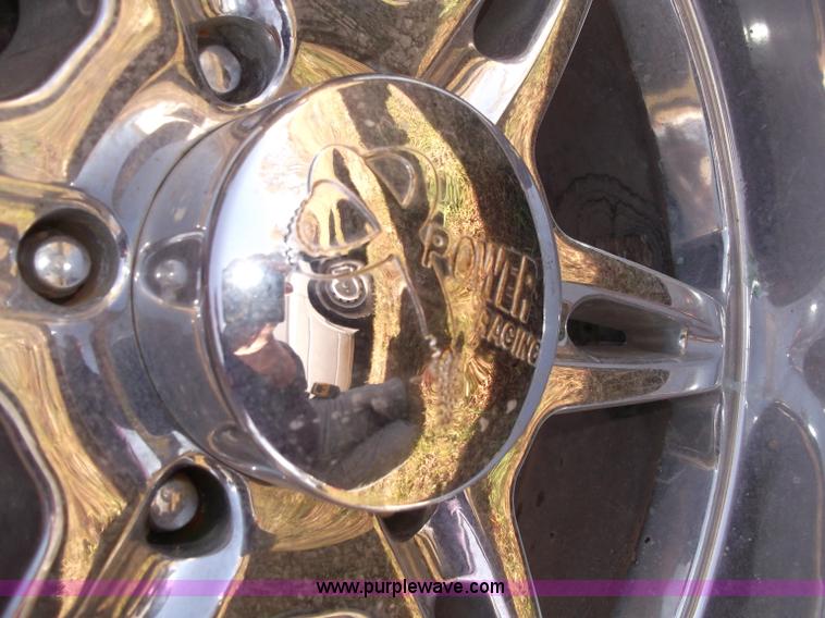 image for item B5058 1959 Chevrolet Apache pickup truck