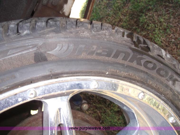 image for item B5058 1959 Chevrolet Apache pickup truck