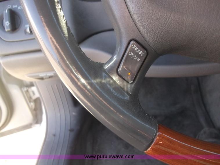 image for item B5060 2001 Cadillac DeVille DHS