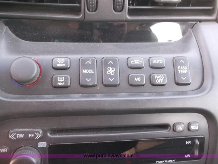 image for item B5060 2001 Cadillac DeVille DHS