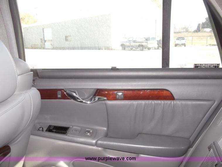 image for item B5060 2001 Cadillac DeVille DHS