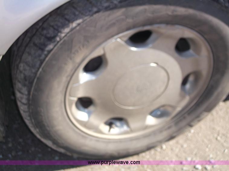 image for item B5060 2001 Cadillac DeVille DHS