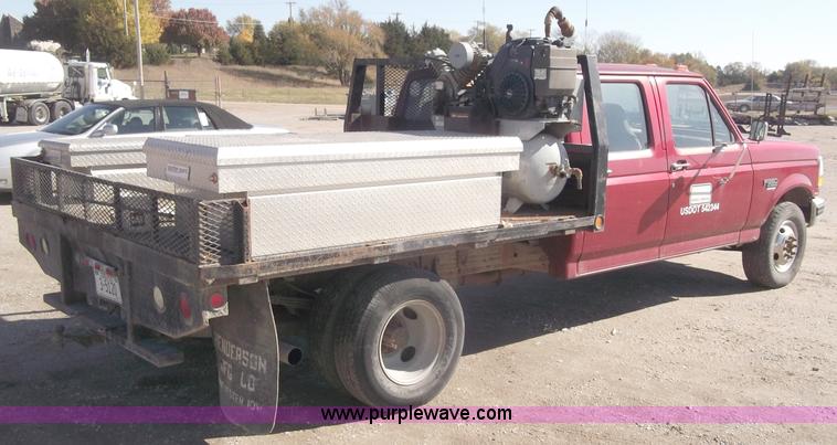 image for item B5061 1996 Ford F350 XLT crew cab pickup truck