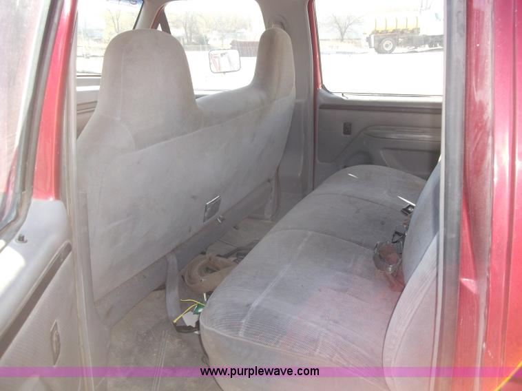 image for item B5061 1996 Ford F350 XLT crew cab pickup truck