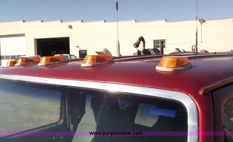 image for item B5061 1996 Ford F350 XLT crew cab pickup truck