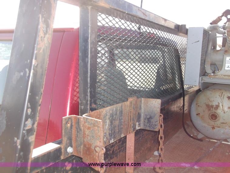 image for item B5061 1996 Ford F350 XLT crew cab pickup truck