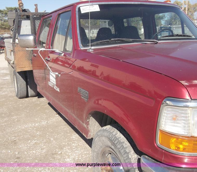 image for item B5061 1996 Ford F350 XLT crew cab pickup truck