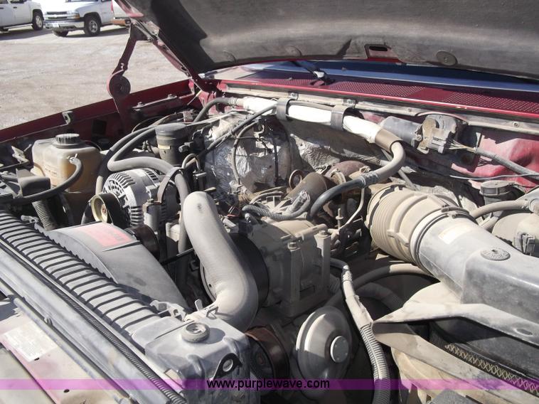 image for item B5061 1996 Ford F350 XLT crew cab pickup truck