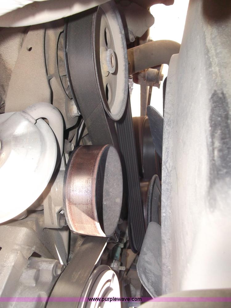 image for item B5061 1996 Ford F350 XLT crew cab pickup truck