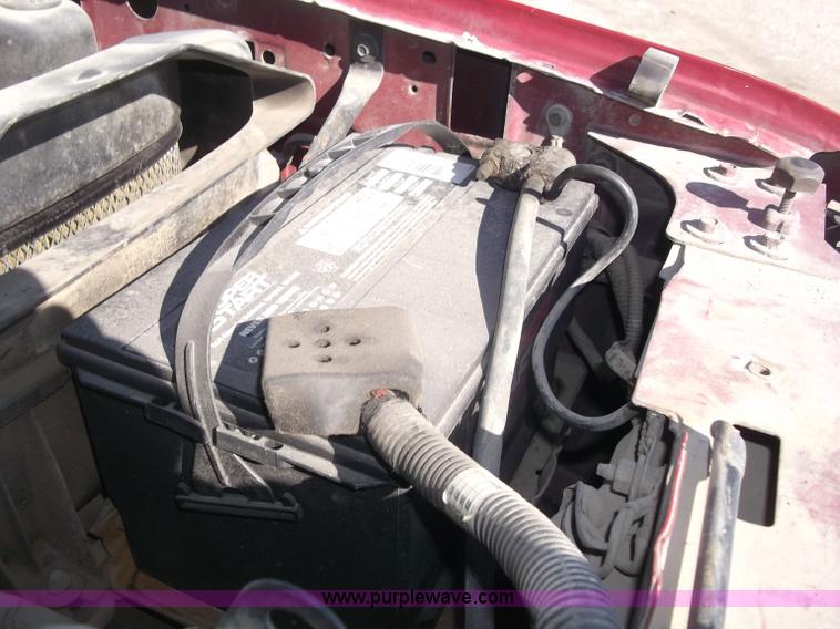 image for item B5061 1996 Ford F350 XLT crew cab pickup truck