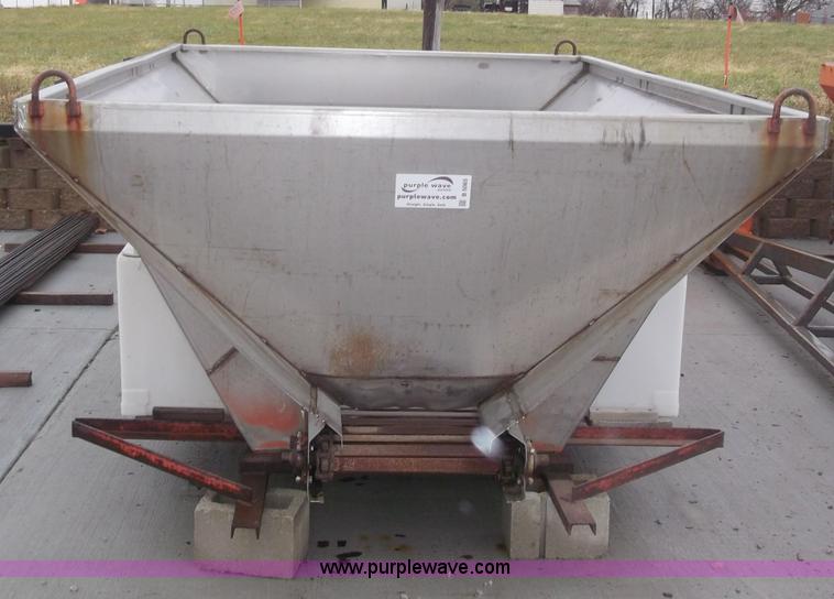 image for item B5065 Swenson stainless steel salt spreader