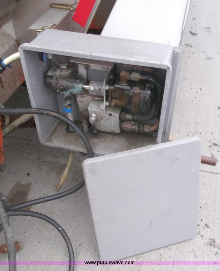 image for item B5065 Swenson stainless steel salt spreader