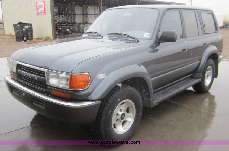 image for item B5546 1994 Toyota Land Cruiser SUV