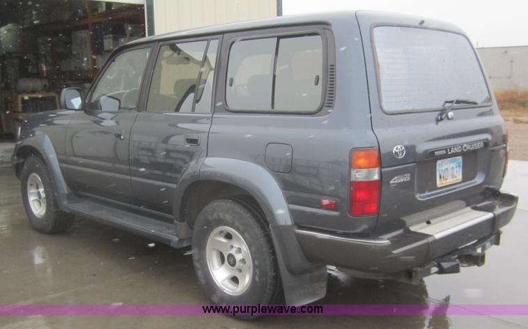 image for item B5546 1994 Toyota Land Cruiser SUV