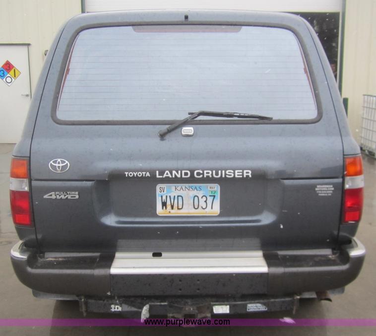 image for item B5546 1994 Toyota Land Cruiser SUV