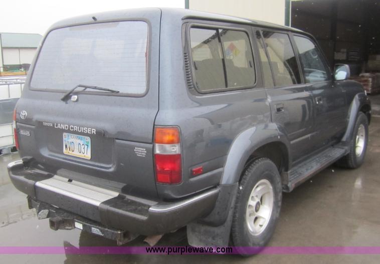 image for item B5546 1994 Toyota Land Cruiser SUV