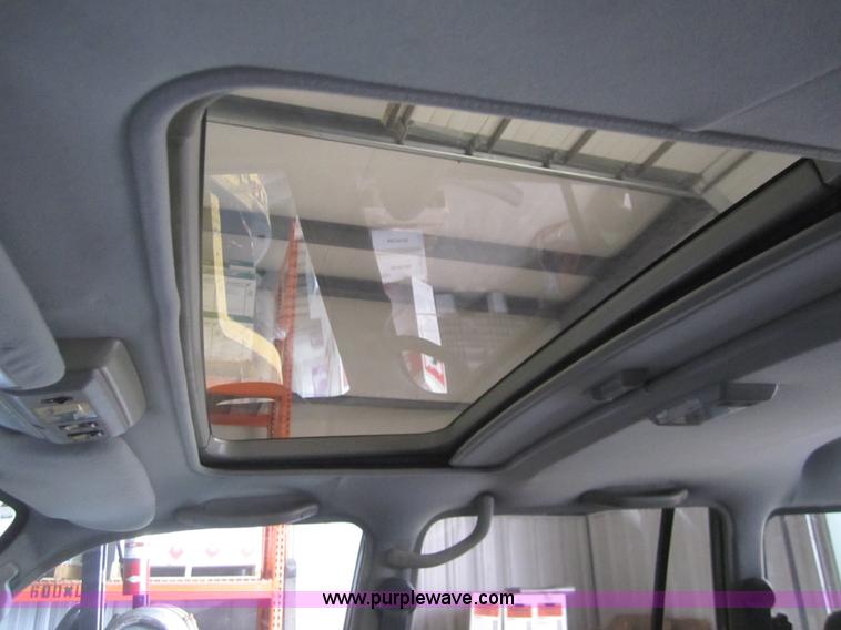 image for item B5546 1994 Toyota Land Cruiser SUV