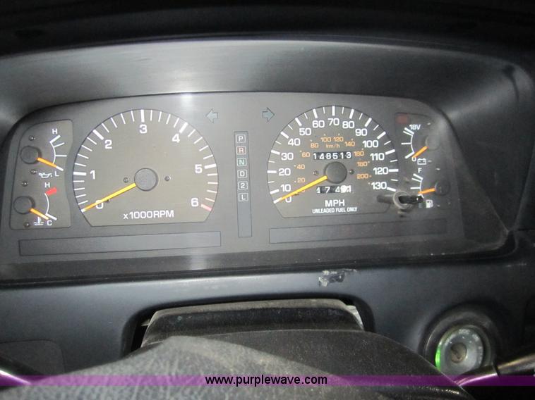 image for item B5546 1994 Toyota Land Cruiser SUV