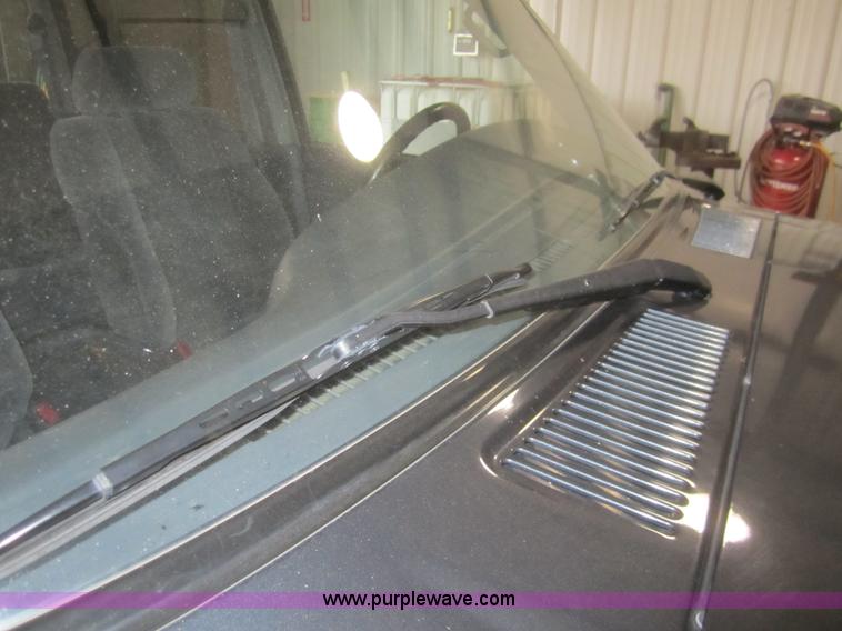 image for item B5546 1994 Toyota Land Cruiser SUV