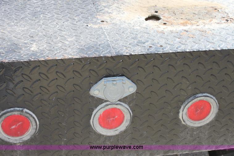 image for item B8617 2000 Chevrolet K3500LS  pickup truck