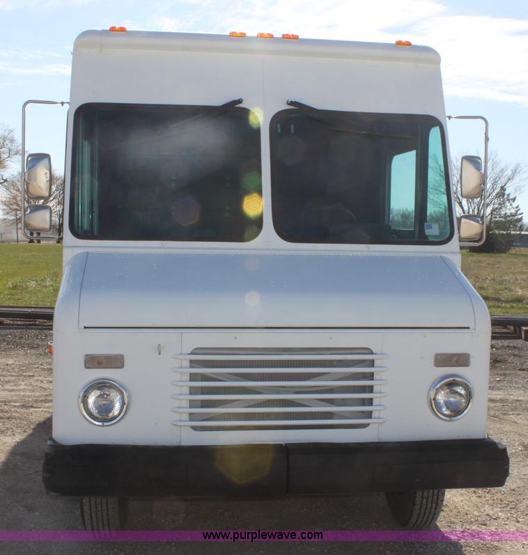 image for item B8664 1987 Ford E350 panel van