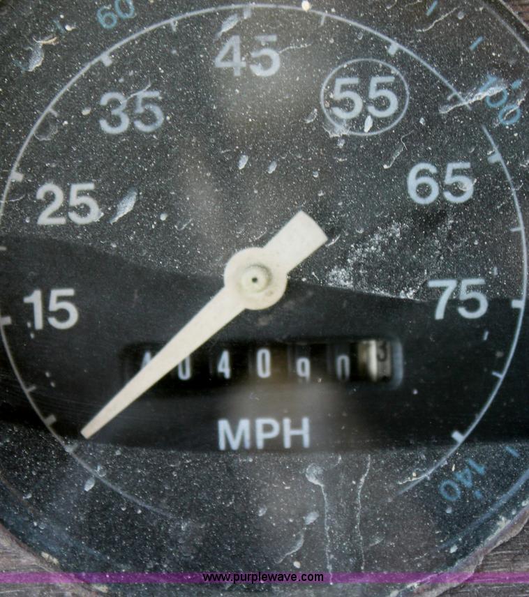 image for item B8664 1987 Ford E350 panel van