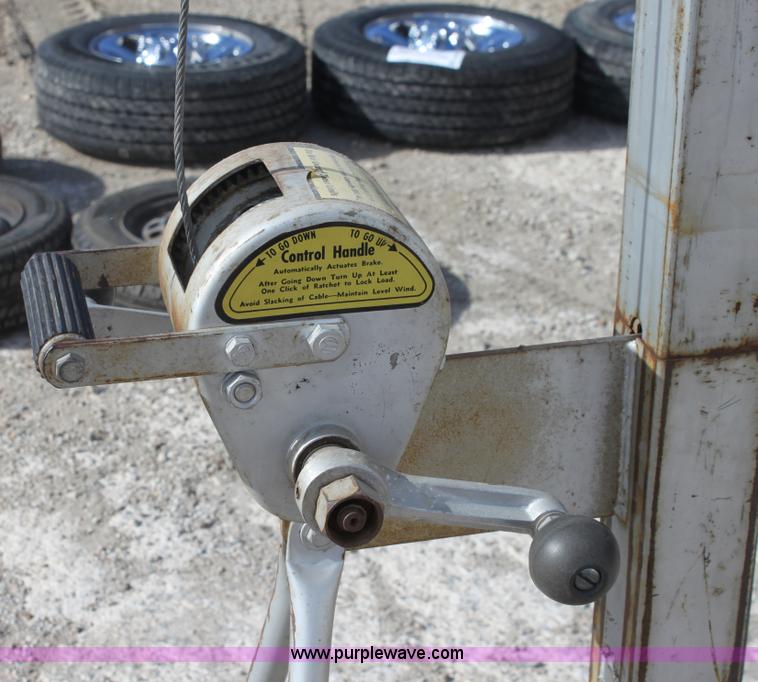 image for item B8674 Vermette machine company 512A material lift