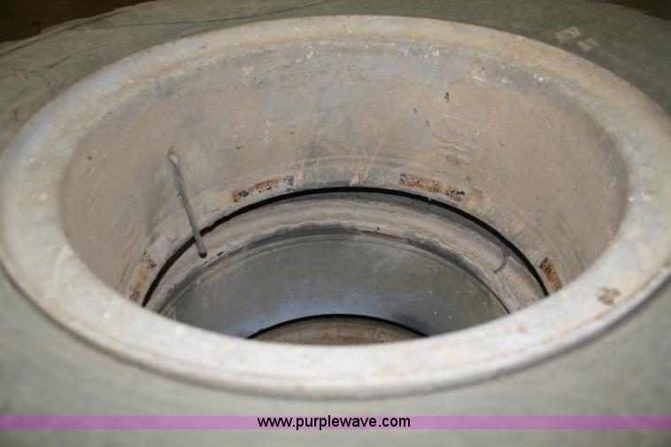 image for item B9432 (4) 10.00-20 tires and wheels