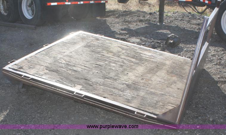 image for item B9439 Pickup truck flatbed