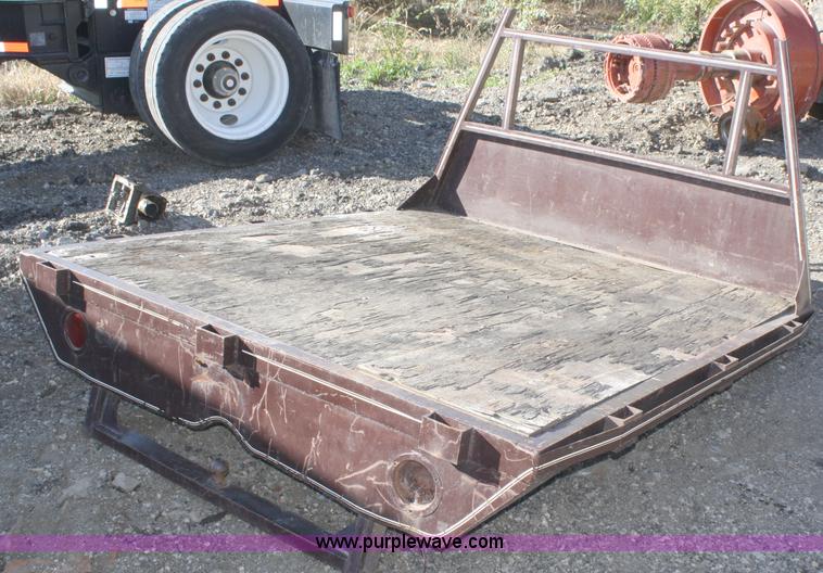 image for item B9439 Pickup truck flatbed