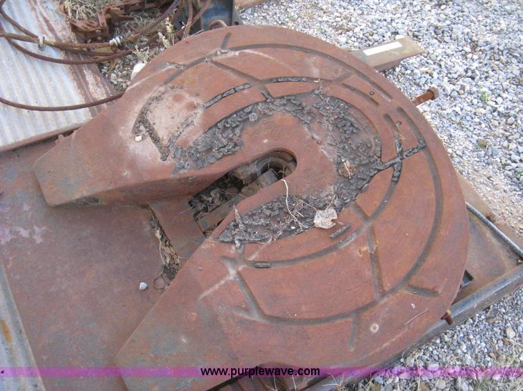 image for item B9605 Fifth wheel plate