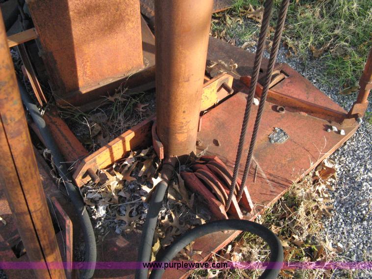 image for item B9606 Energy Manuf. truck lift