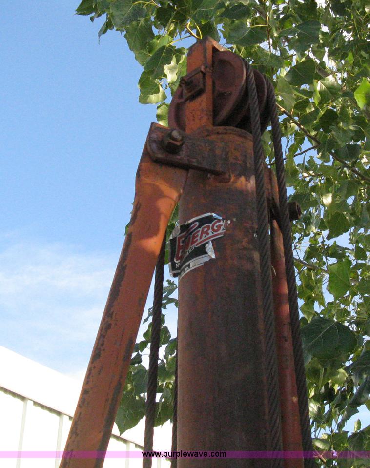 image for item B9606 Energy Manuf. truck lift