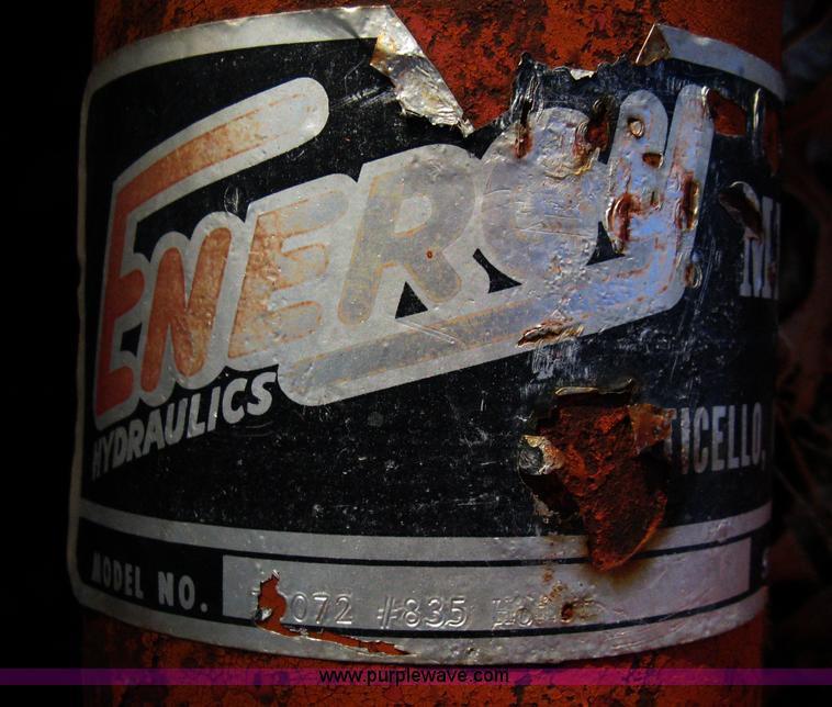 image for item B9606 Energy Manuf. truck lift