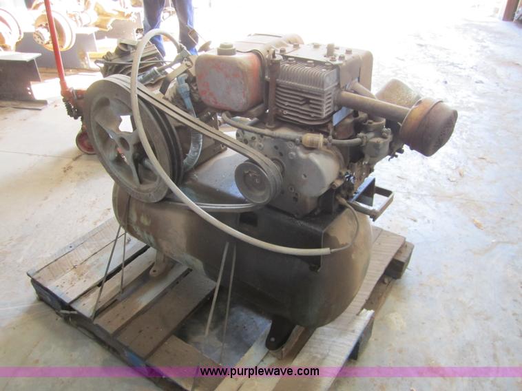 image for item C5194 Gas powered air compressor