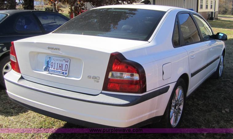 image for item C5200 2000 Volvo S80 T6
