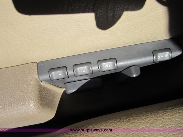 image for item C5200 2000 Volvo S80 T6