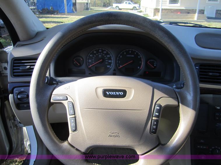 image for item C5200 2000 Volvo S80 T6