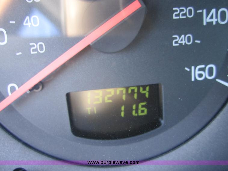 image for item C5200 2000 Volvo S80 T6