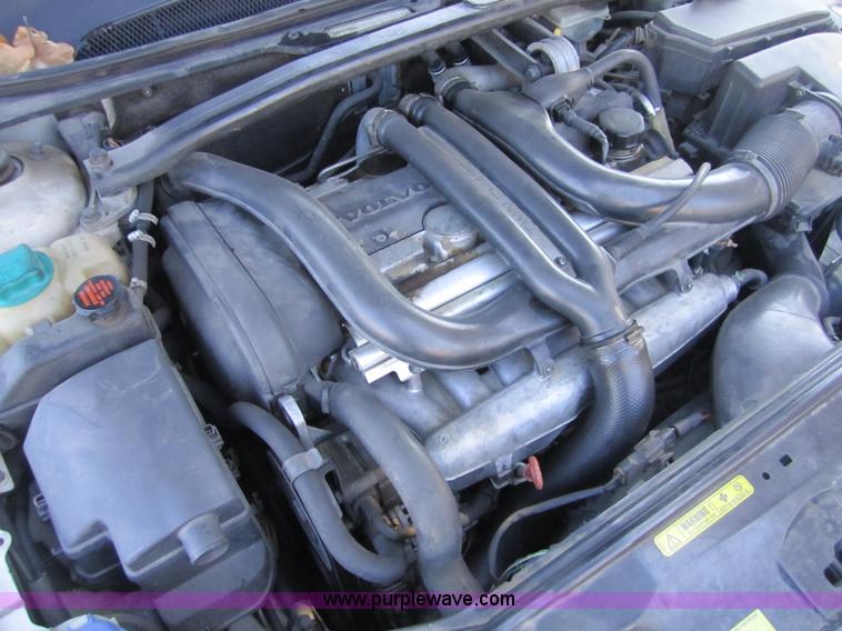 image for item C5200 2000 Volvo S80 T6