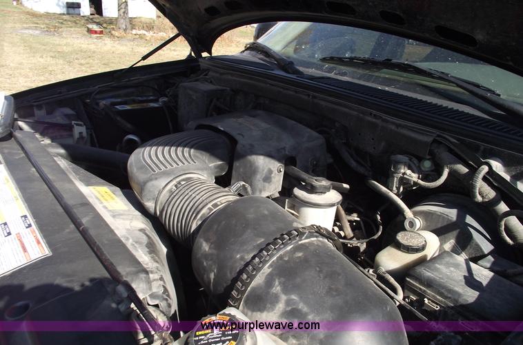 image for item C5729 1997 Ford Expedition XLT SUV