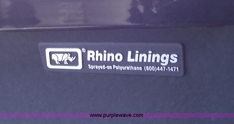 image for item C5731 1998 Dodge Dakota SLT club cab pickup truck