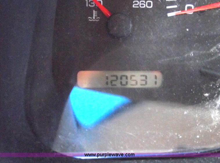 image for item C5731 1998 Dodge Dakota SLT club cab pickup truck