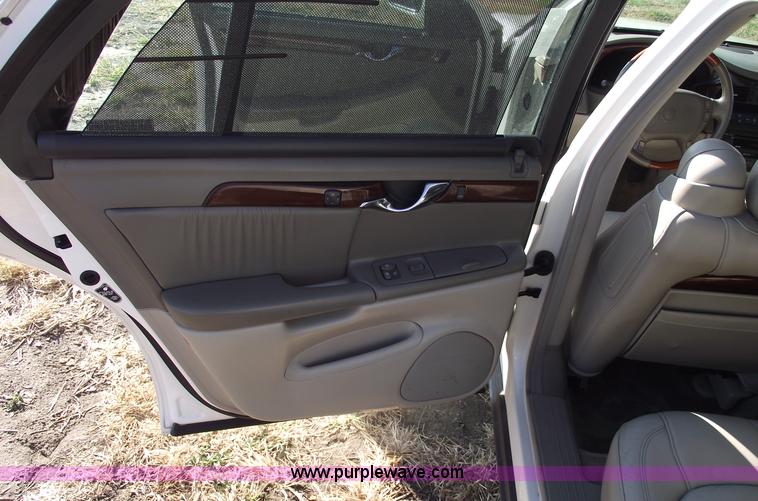 image for item C5739 2001 Cadillac DeVille DHS