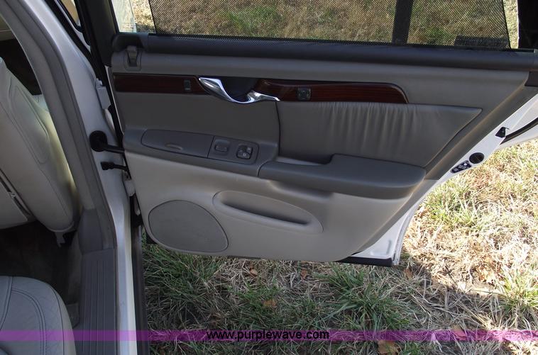 image for item C5739 2001 Cadillac DeVille DHS