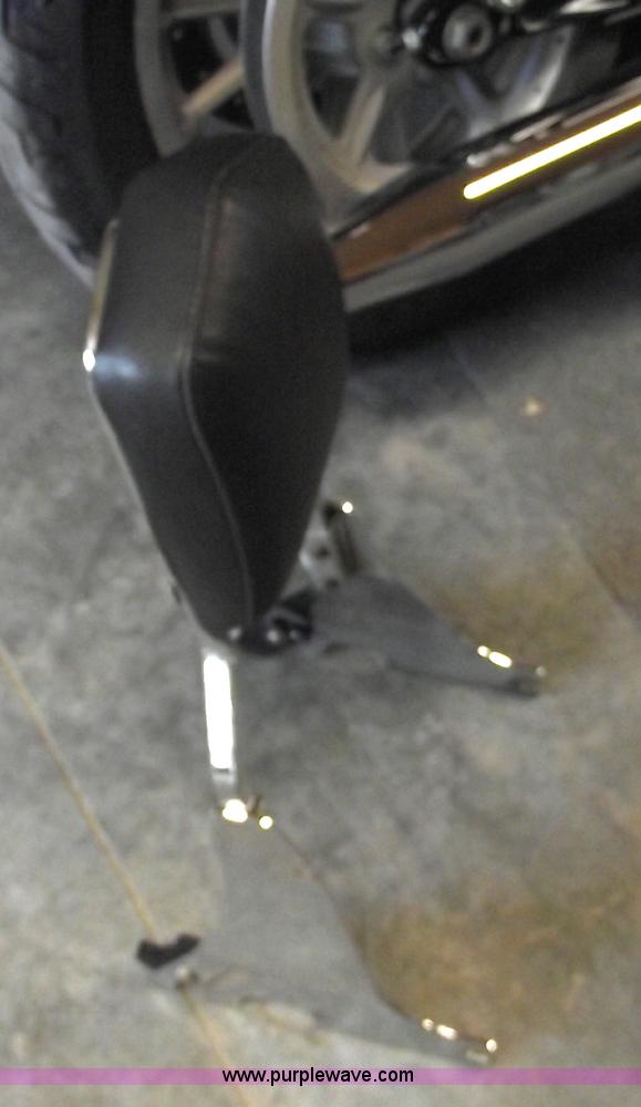 image for item C5742 2008 Harley Davidson XL883