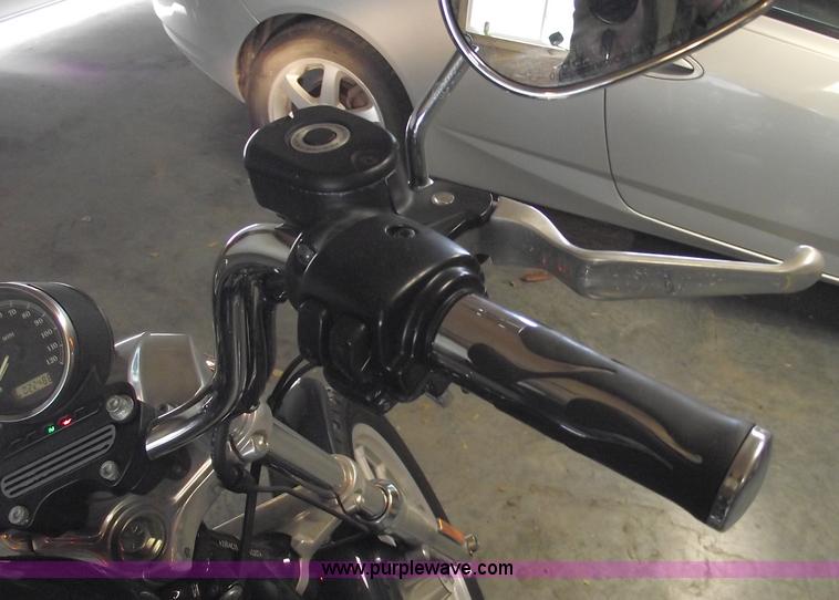 image for item C5742 2008 Harley Davidson XL883