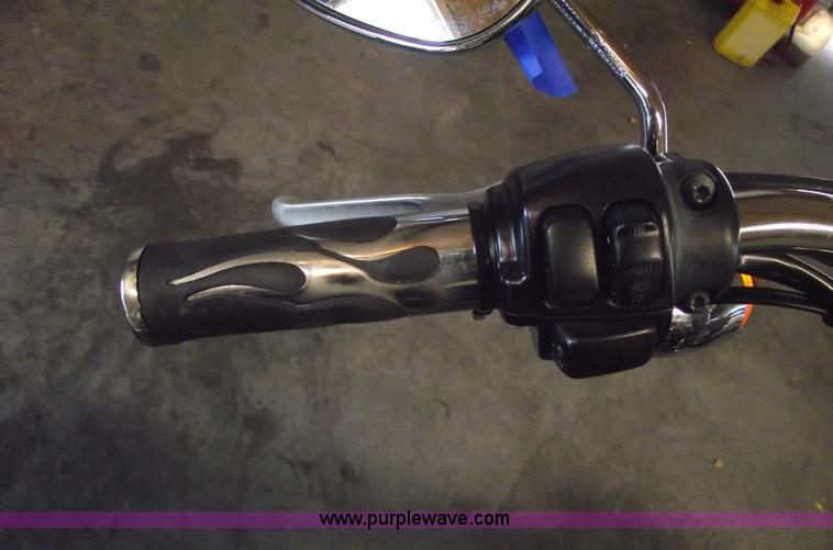 image for item C5742 2008 Harley Davidson XL883