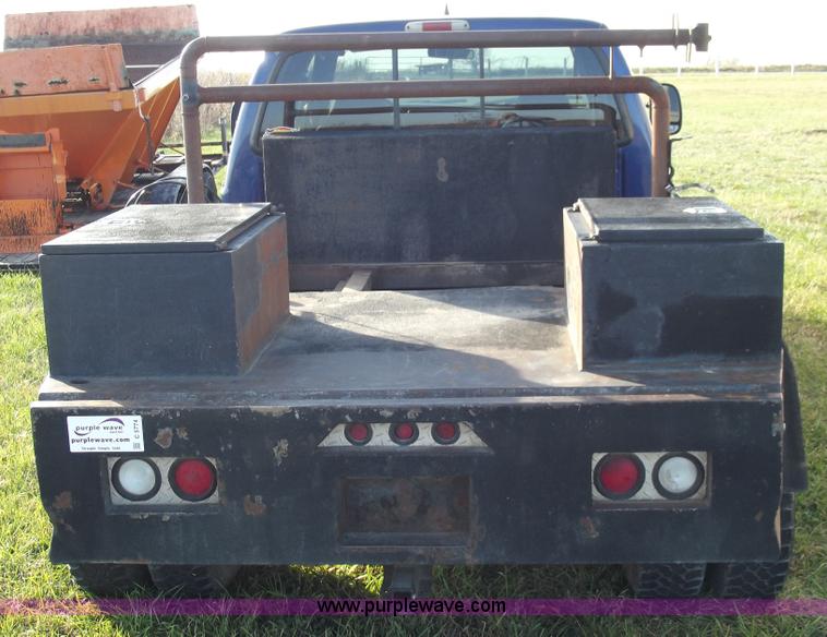 image for item C5774 1999 Ford F350 crew cab pickup truck