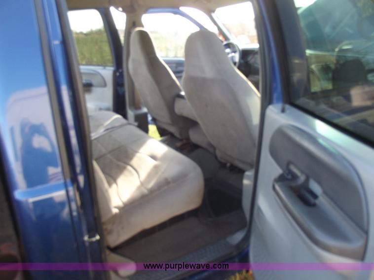 image for item C5774 1999 Ford F350 crew cab pickup truck